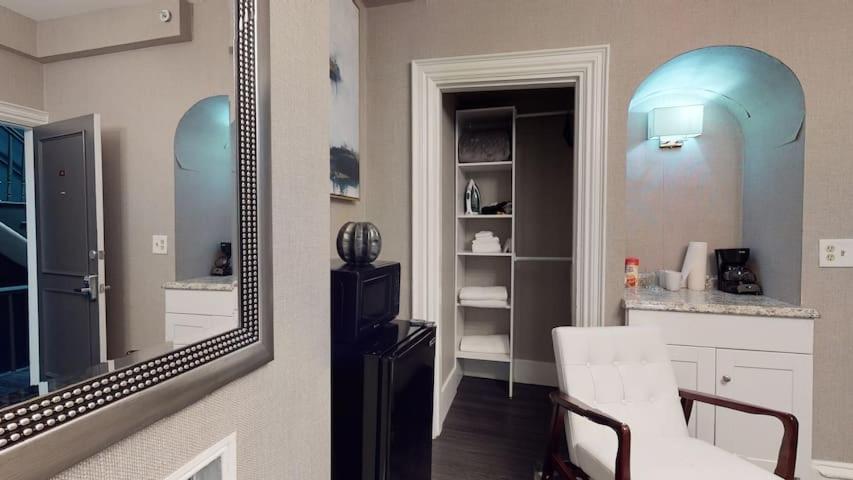 Premier Suites Bay Village Бостън Екстериор снимка